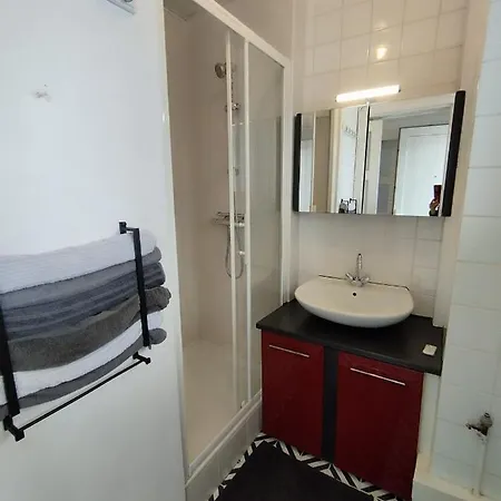 T2 Rive Droite Apartment